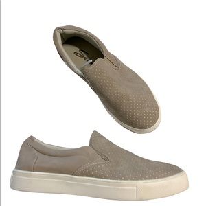 Seven 7 Slip On Shoes Sneakers Size 8